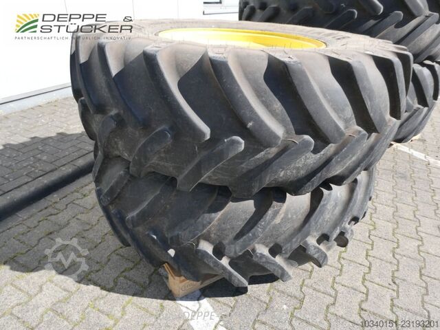 John Deere für Feldhäcksler: VF710/70R42 + 500/85R30 John Deere für Feldhäcksler: VF710/70R42 + 500/85R3