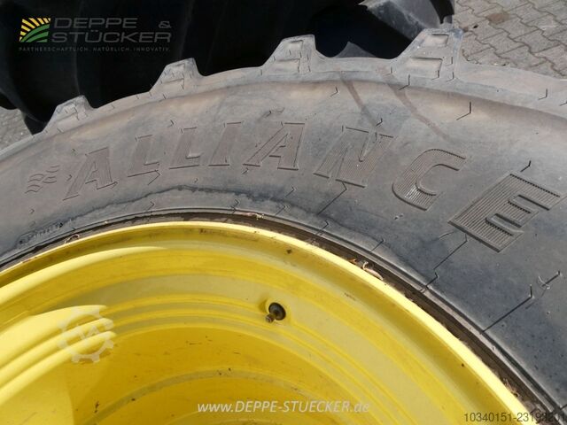 John Deere für Feldhäcksler: VF710/70R42 + 500/85R30 John Deere für Feldhäcksler: VF710/70R42 + 500/85R3