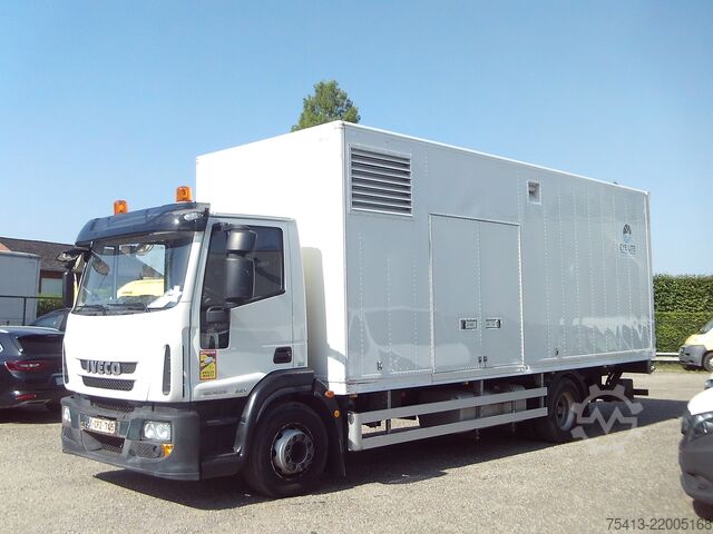 Box truck + VOLVO 180KVA generator set IVECO 