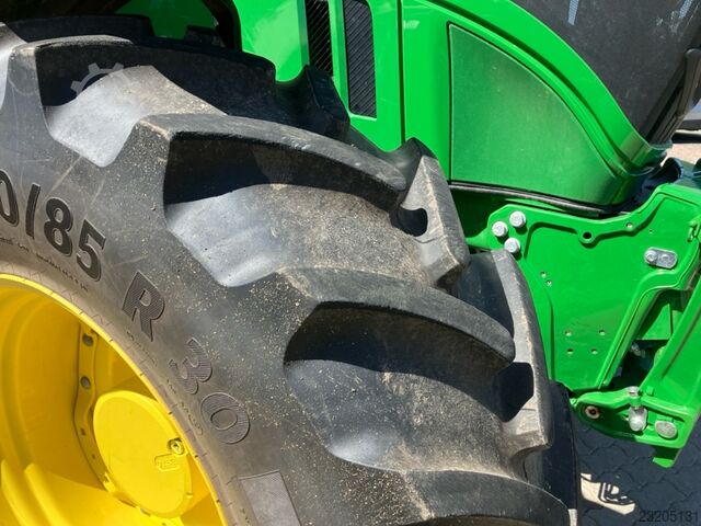 John Deere 6R250 mit FKH/ CommandPro/ Garantie bis 02.2027 John Deere 6R250 mit FKH/ CommandPro/ Garantie bis