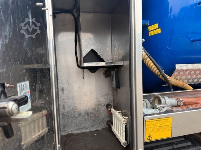 Saugwagen VOLVO FM420 6x2*4 Interconsult 12.700 l. Stainless EEV