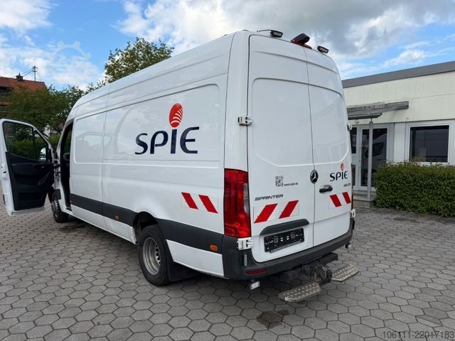 Van MERCEDES-BENZ Sprinter 516 CDI Kasten Hochdach