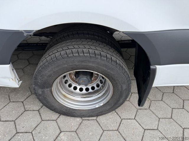 Van MERCEDES-BENZ Sprinter 516 CDI Kasten Hochdach