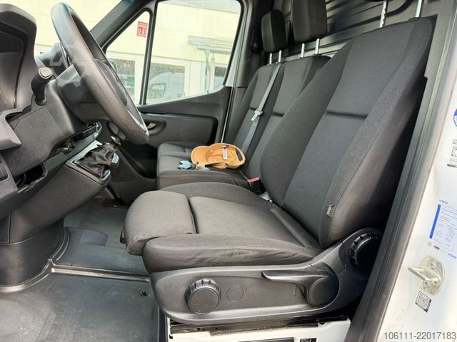 Van MERCEDES-BENZ Sprinter 516 CDI Kasten Hochdach