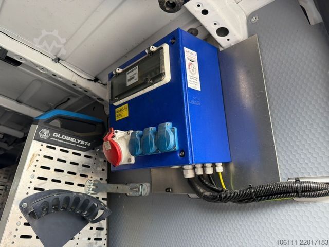 Van MERCEDES-BENZ Sprinter 516 CDI Kasten Hochdach