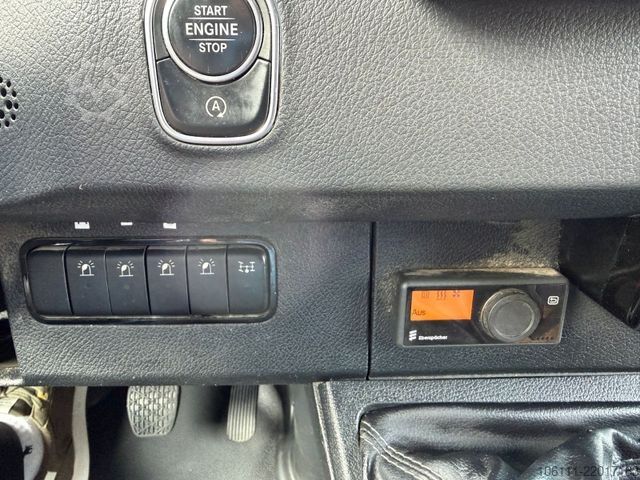 Van MERCEDES-BENZ Sprinter 516 CDI Kasten Hochdach