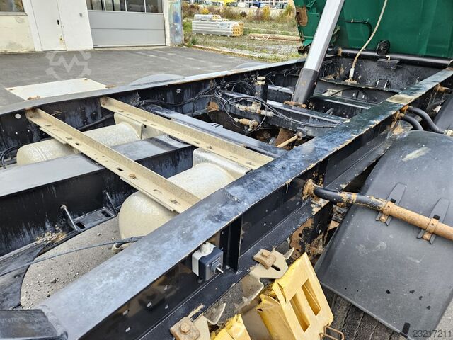 Three-way tipper trailer Schwarzmüller M-Serie