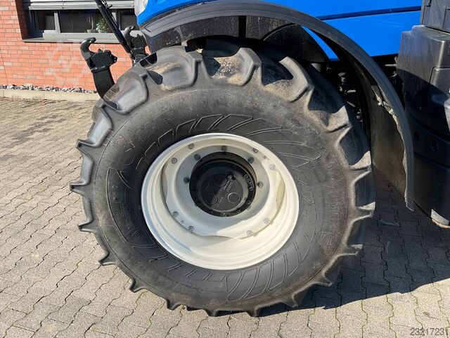 New Holland T7.225 AC New Holland T7.225 AC