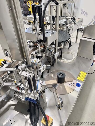 Filling line for bottles / vials CDA E-fill