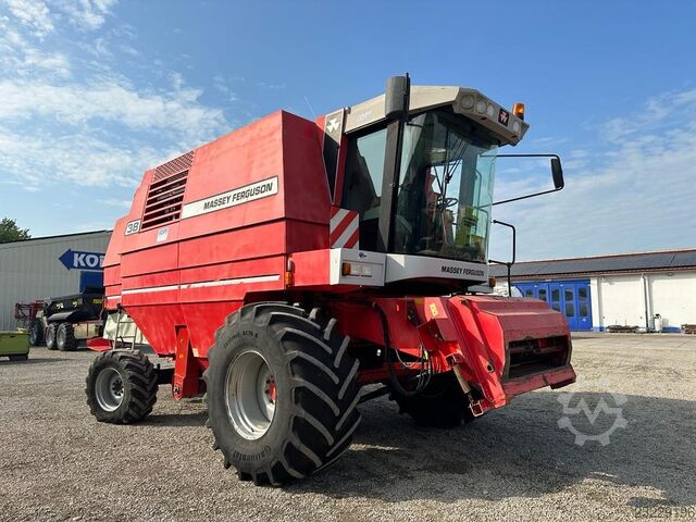 Massey Ferguson Massey Ferguson Mähdrescher MF 38 Allrad Valmetmotor Massey Ferguson Massey Ferguson Mähdrescher MF 38 Allrad