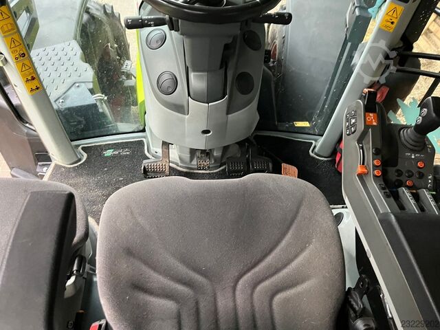 CLAAS Arion 630 Cis+ CLAAS Arion 630 Cis+