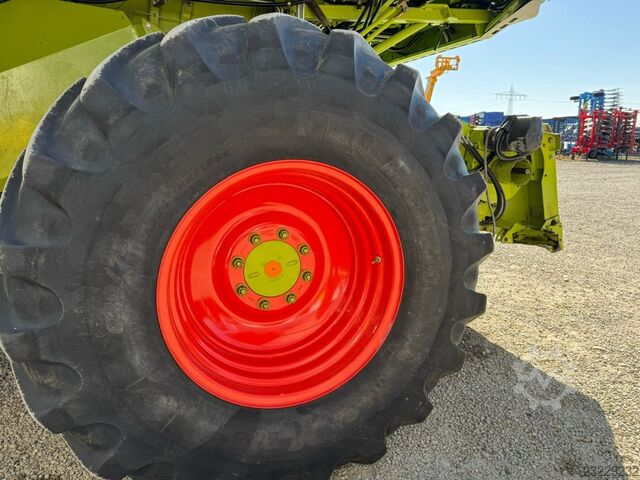 CLAAS Claas 204 Mega I Vorbeschleunigertrommel Mercedesmotor CLAAS Claas 204 Mega I Vorbeschleunigertrommel
