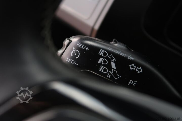 Hochdachkombi Volkswagen Transporter 2.0 TDI L2H1 Highline AUT/ NAVI/ CA...