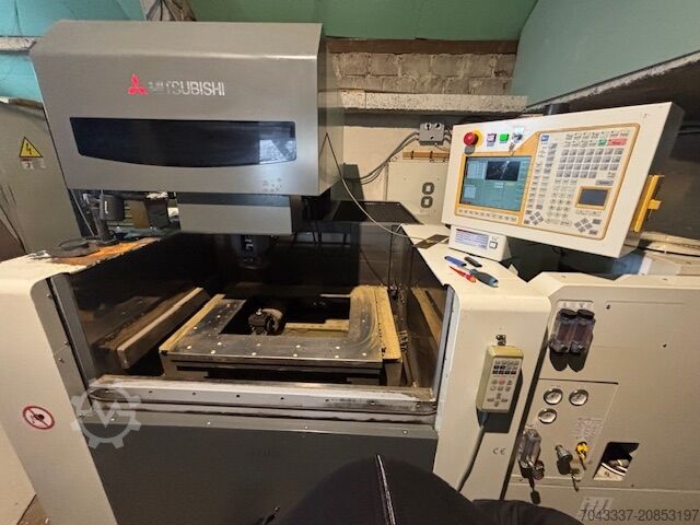 Drahterodiermaschine Mitsubishi FA20S