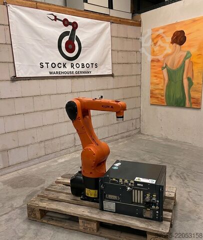 Industrial robot KUKA KR6 R900 SIXX KRC4