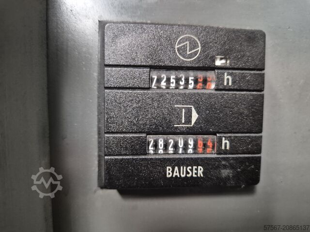 CNC-Bearbeitungszentrum DECKEL-MAHO DMU100T