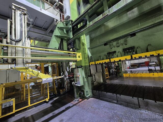 Doppelständer-Kurbelpresse DANLY S4-800-132-72