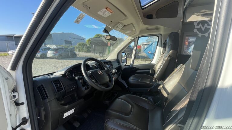 Wohnwagen/Wohnmobil Fiat Ducato Carasuite 650 MF | 5 Posti Letto | Semintegrato