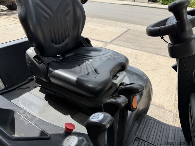 Electric 3-wheel forklift Still RX 20-16