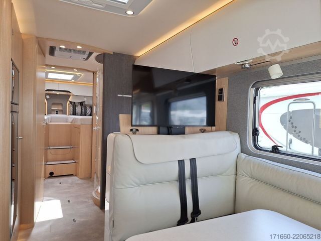 Integrated camper HYMER/ERIBA B-Klasse ML I BlackLine 880 5 Sitzplätze
