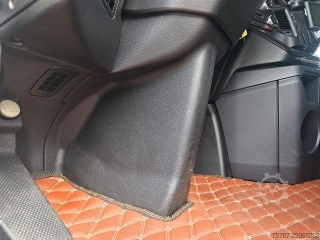 Volume tractor unit MERCEDES-BENZ 1845 Lowliner, Retarder, 2 Tanks, Hubsattelkuppl