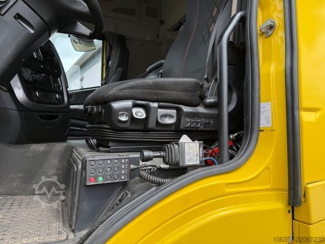 Standard tractor unit IVECO Stralis 570 AS440S57 T/P Kipphydraulik Intarder