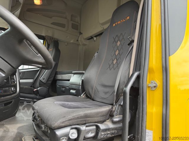 Standard tractor unit IVECO Stralis 570 AS440S57 T/P Kipphydraulik Intarder