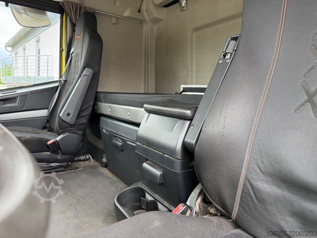 Standard tractor unit IVECO Stralis 570 AS440S57 T/P Kipphydraulik Intarder