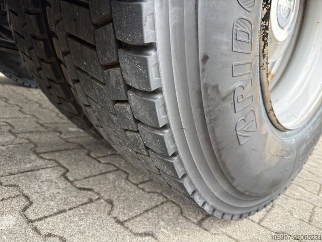 Standard tractor unit IVECO Stralis 570 AS440S57 T/P Kipphydraulik Intarder