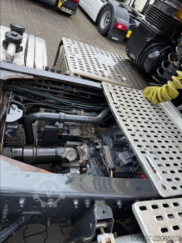Standard tractor unit IVECO Stralis 570 AS440S57 T/P Kipphydraulik Intarder