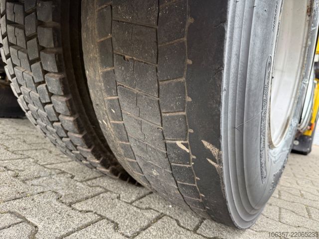 Standard tractor unit IVECO Stralis 570 AS440S57 T/P Kipphydraulik Intarder