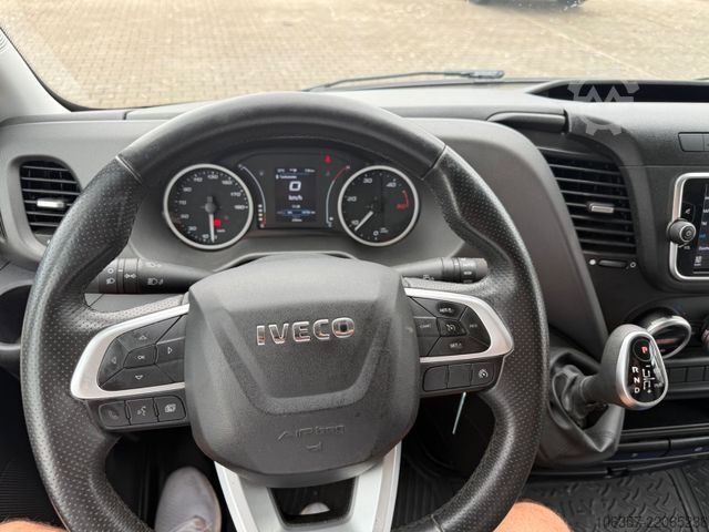 High top van IVECO Daily 35S18 A8 L3H2 Hi Matic LED+Klima+Navi+AHK