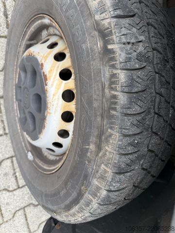 High top van IVECO Daily 35S18 A8 L3H2 Hi Matic LED+Klima+Navi+AHK