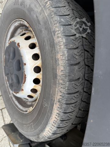 High top van IVECO Daily 35S18 A8 L3H2 Hi Matic LED+Klima+Navi+AHK