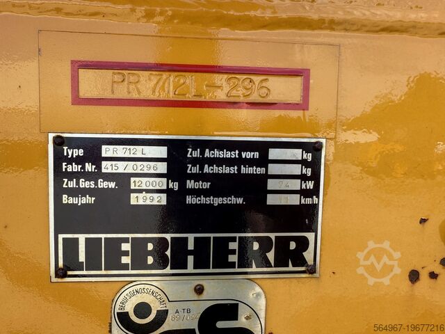 Planierraupe Liebherr PR 712 L Planierraupe mit Steuerung