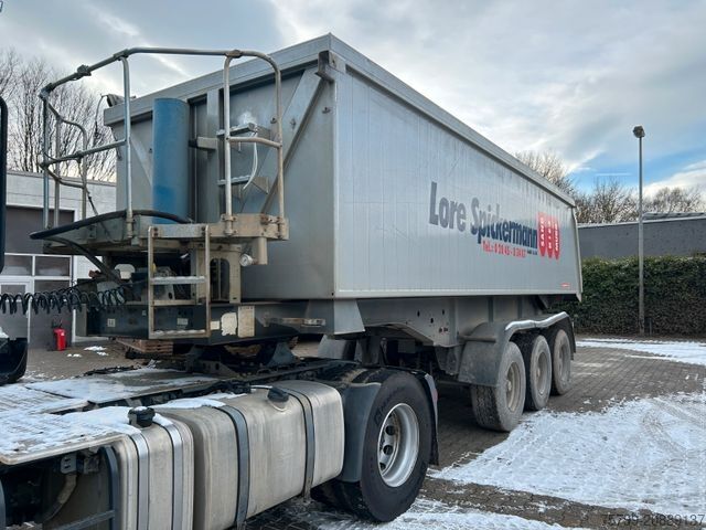 Tipper semitrailer LANGENDORF ALU Kipp-Auflieger mit 3 Achsen ca. 28m³