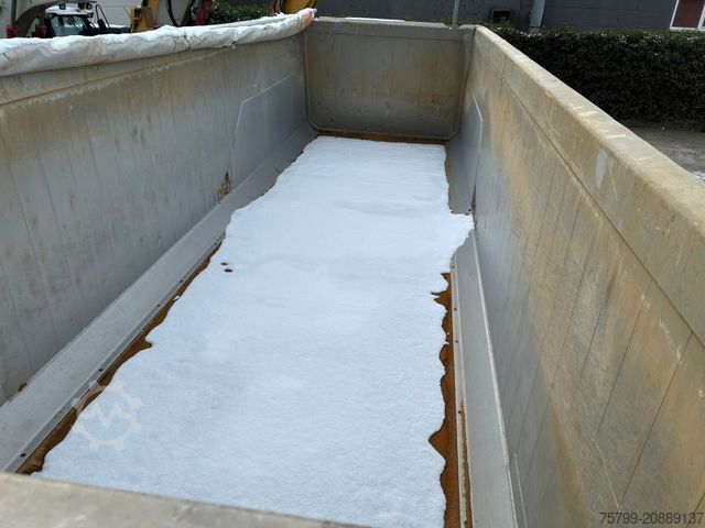 Tipper semitrailer LANGENDORF ALU Kipp-Auflieger mit 3 Achsen ca. 28m³