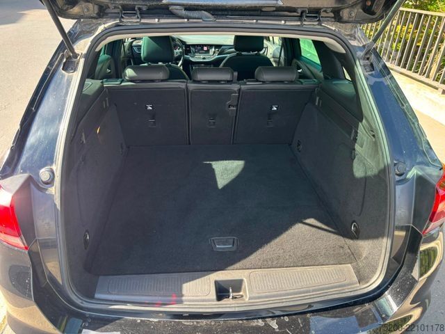 Minibus OPEL Astra 1.4 Turbo Sports Tourer/LED/Kamera/Klima