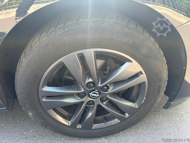 Minibus OPEL Astra 1.4 Turbo Sports Tourer/LED/Kamera/Klima