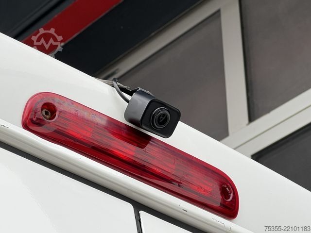High top van PEUGEOT Boxer L3H2 Pro BlueHDi Navi Kamera 3-Sitzer