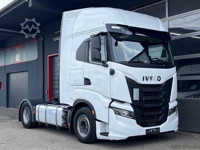 Standard tractor unit IVECO S-WAY AS440S48 ACC Intarder Klima Aerokit 2xTank