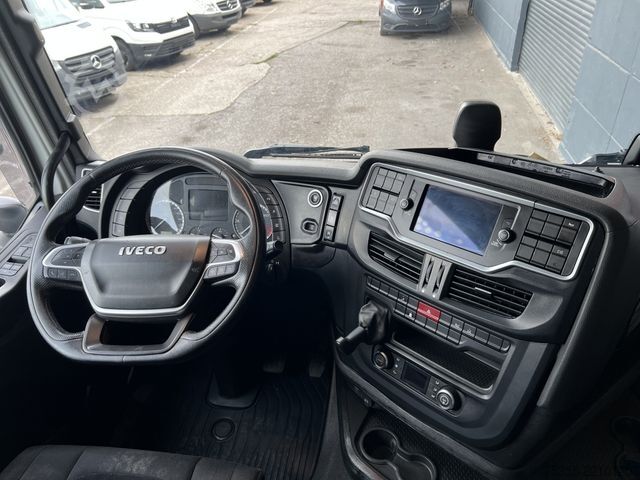 Standard tractor unit IVECO S-WAY AS440S48 ACC Intarder Klima Aerokit 2xTank