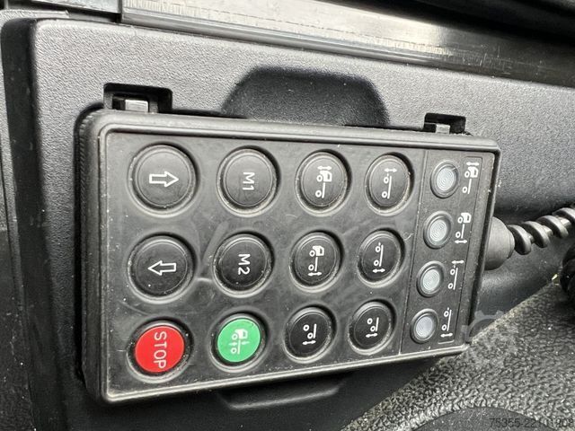 Standard tractor unit IVECO S-WAY AS440S48 E6d ACC Intader NAVI 2xTank Leder