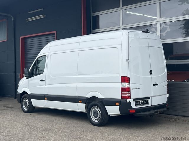 High top van MERCEDES-BENZ Sprinter 314 CDI Klima Navi AHK 3-Sitze Euro6