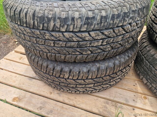 Tires AT 225/70 R 17 Yokohama Geolandar