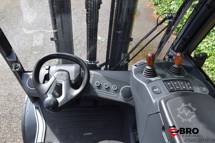 Forklift Linde H35T-01 Triplex