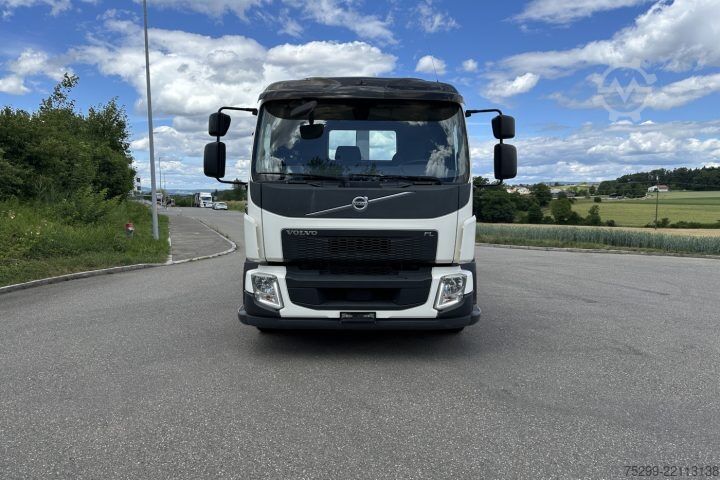 Roll-off tipper truck Volvo FL-250 4x2R Italev / Swiss-Vehicle