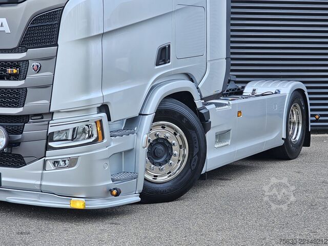 Standard-SZM Scania R460 4x2 / RETARDER / FULL AIR / 2 TANKS