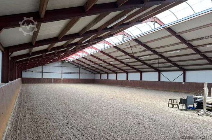 Commercial building 18.5 x 50 meters Resteel 