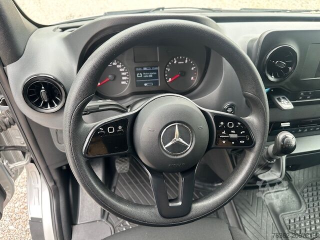 Box wagon high + long Mercedes-Benz Sprinter 314 L2H2 Ladebordwand Bär Klima